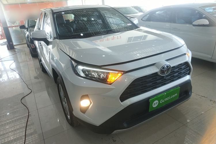 Used Toyota RAV4 2022 2.0L CVT Two-Wheel Drive Fashion Plus Edition Front Right 45 Deg