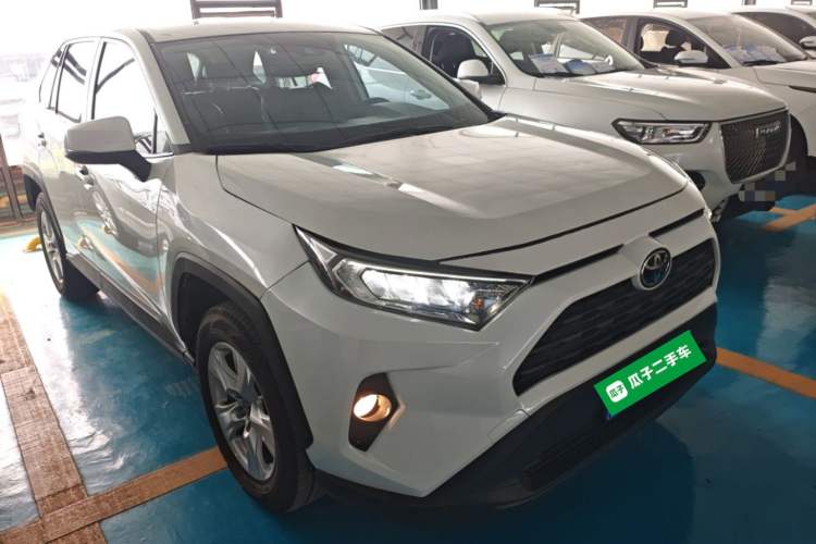 Used Toyota RAV4 2022 2.0L CVT Two-Wheel Drive Urban Edition Front Right 45 Deg