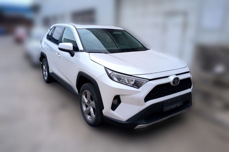 Used Toyota RAV4 2022 2.0L CVT Two-Wheel Drive Fashion Plus Edition Front Right 45 Deg