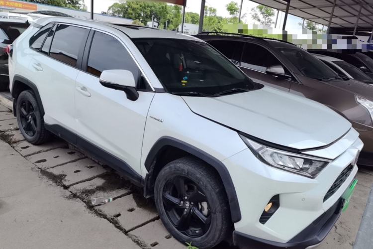 Used Toyota RAV4 2022 Dual-Engine 2.5L E-CVT Four-Wheel Drive Elite Plus Edition Front Right 45 Deg