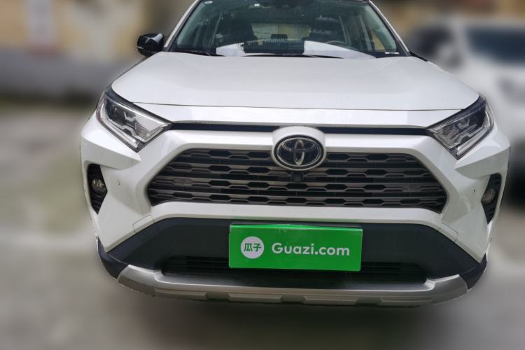 Used Toyota RAV4 2022 2.0L CVT Four-Wheel Drive Premium Edition Front