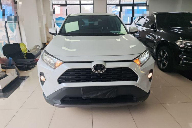 Used Toyota RAV4 2022 2.0L CVT Two-Wheel Drive Fashion Plus Edition Front