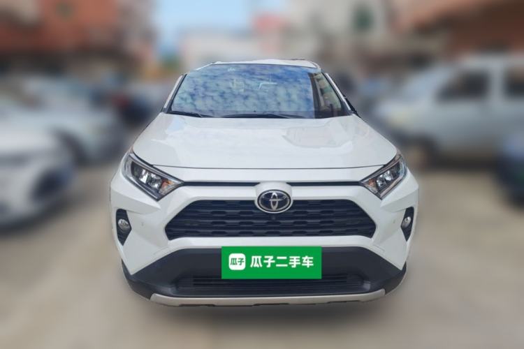 Used Toyota RAV4 2022 2.0L CVT Two-Wheel Drive Fashion Plus Edition Front