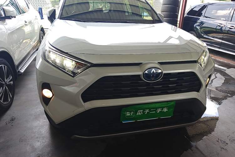 Used Toyota RAV4 2022 Dual-Engine 2.5L E-CVT Two-Wheel Drive Elite Edition Front