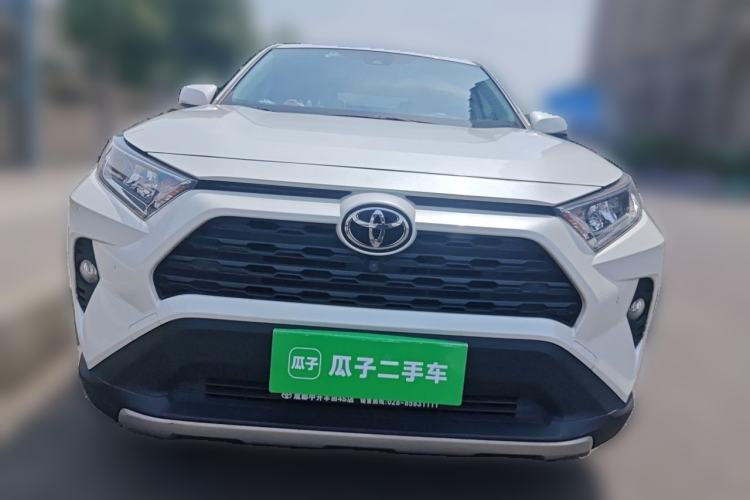 Used Toyota RAV4 2022 2.0L CVT Two-Wheel Drive Fashion Plus Edition Front