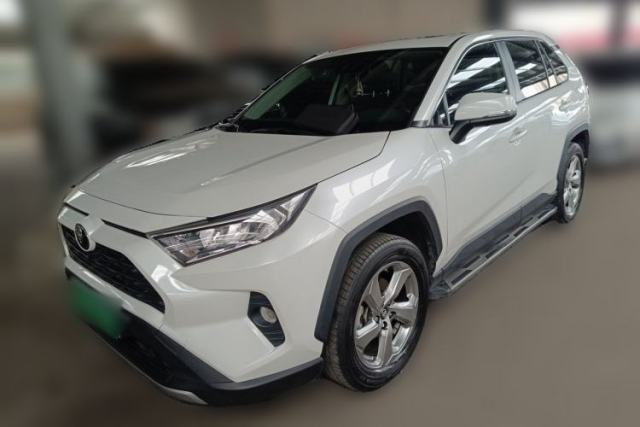 Used Toyota RAV4 2022 2.0L CVT Two-Wheel Drive Fashion Edition