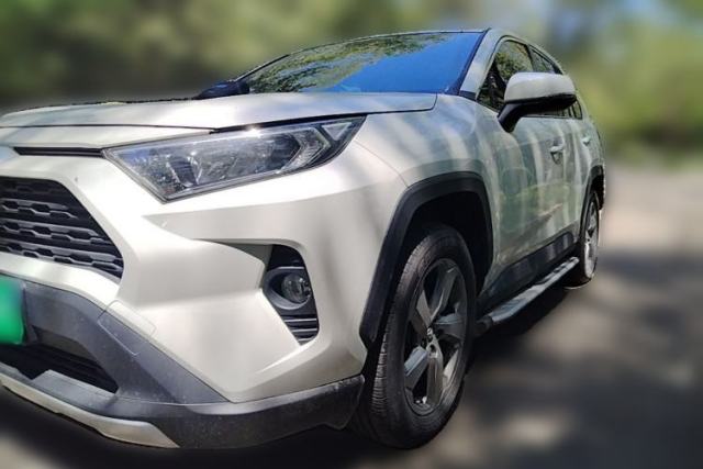 Used Toyota RAV4 2022 2.0L CVT Two-Wheel Drive Fashion Edition