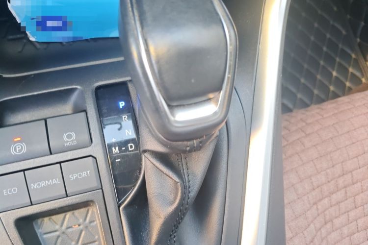 Used Toyota RAV4 2022 2.0L CVT Two-Wheel Drive Fashion Plus Edition Gear Lever