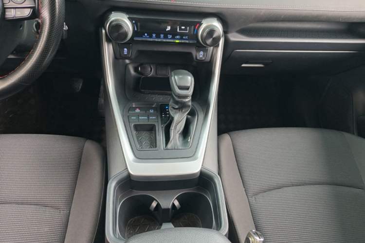 Used Toyota RAV4 2022 2.0L CVT Two-Wheel Drive Urban Edition Gear Lever