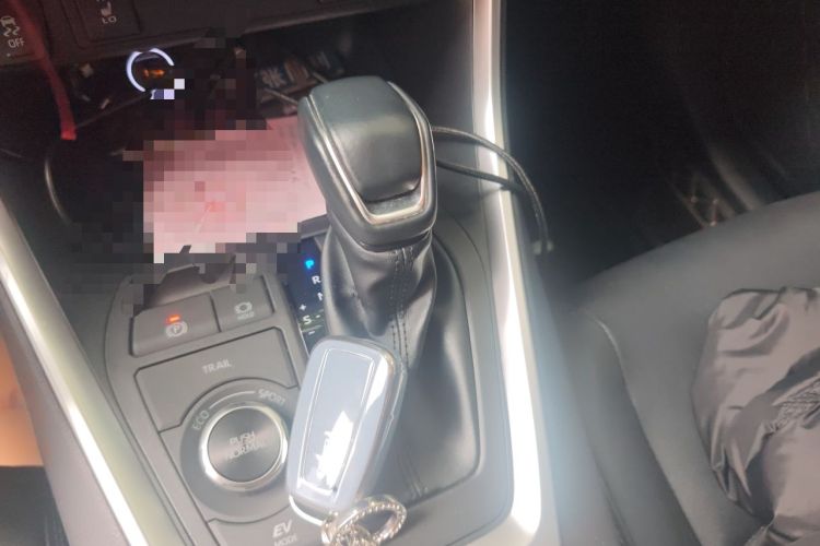Used Toyota RAV4 2022 Dual-Engine 2.5L E-CVT Four-Wheel Drive Elite Plus Edition Gear Lever