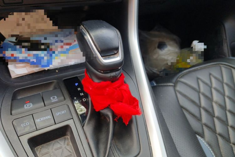 Used Toyota RAV4 2022 2.0L CVT Two-Wheel Drive Fashion Plus Edition Gear Lever