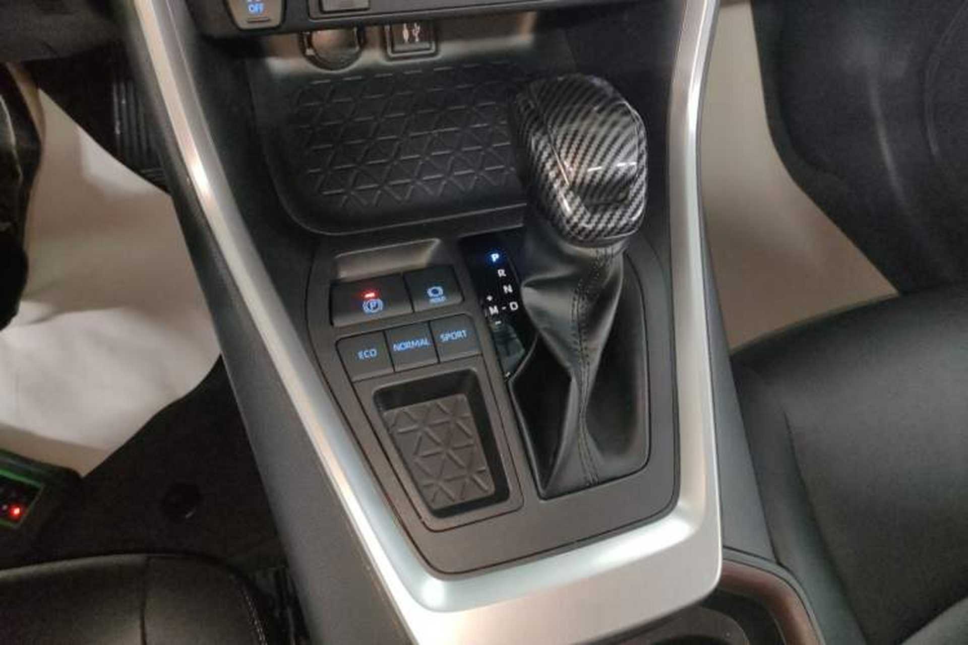 Used Toyota RAV4 2022 2.0L CVT Two-Wheel Drive Fashion Plus Edition Gear Lever