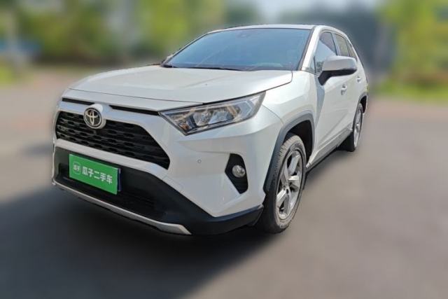 Used Toyota RAV4 2022 2.0L CVT Two-Wheel Drive Fashion Plus Edition