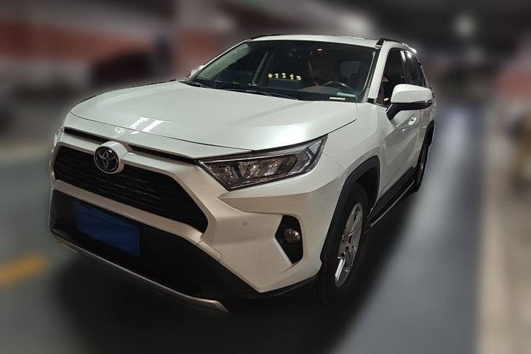 Used Toyota RAV4 2022 2.0L CVT Two-Wheel Drive Fashion Plus Edition Guazi used car, China used car export, Used car for sale, Used  cars, Cheapest cars for sale