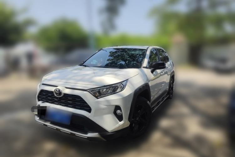 Toyota RAV4 2022 2.0L CVT 4x4 Style Plus Edition مستعملة Guazi used car, China used car export, Used car for sale, Used  cars, Cheapest cars for sale