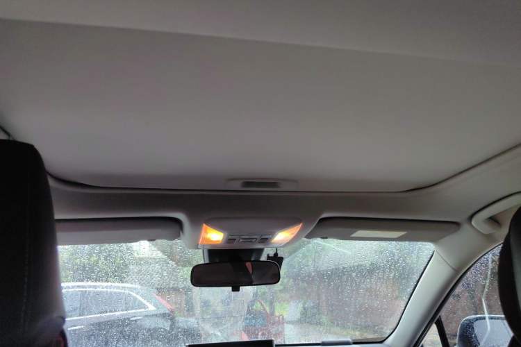 Used Toyota RAV4 2022 2.0L CVT Two-Wheel Drive Fashion Plus Edition Headliner