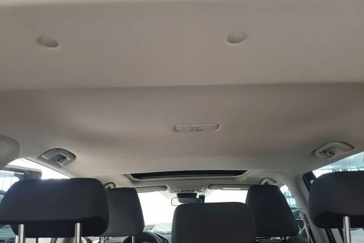 Used Toyota RAV4 2022 Dual-Engine 2.5L E-CVT Two-Wheel Drive Elite Edition Headliner