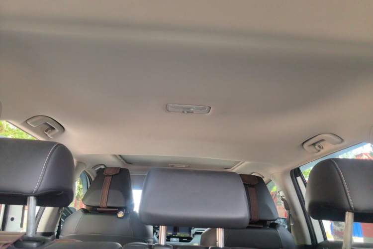 Used Toyota RAV4 2022 2.0L CVT Two-Wheel Drive Fashion Plus Edition Headliner