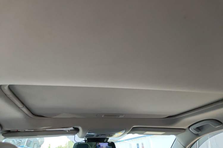 Used Toyota RAV4 2022 Dual-Engine 2.5L E-CVT Two-Wheel Drive Elite Edition Headliner