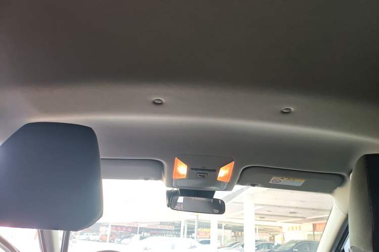Used Toyota RAV4 2022 2.0L CVT Two-Wheel Drive Urban Edition Headliner