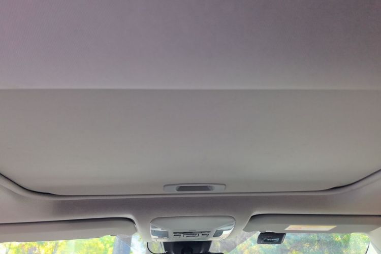 Used Toyota RAV4 2022 2.0L CVT Two-Wheel Drive Fashion Plus Edition Headliner