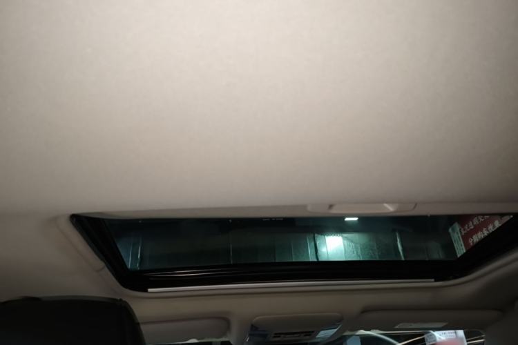 Used Toyota RAV4 2022 2.0L CVT Two-Wheel Drive Fashion Edition Headliner