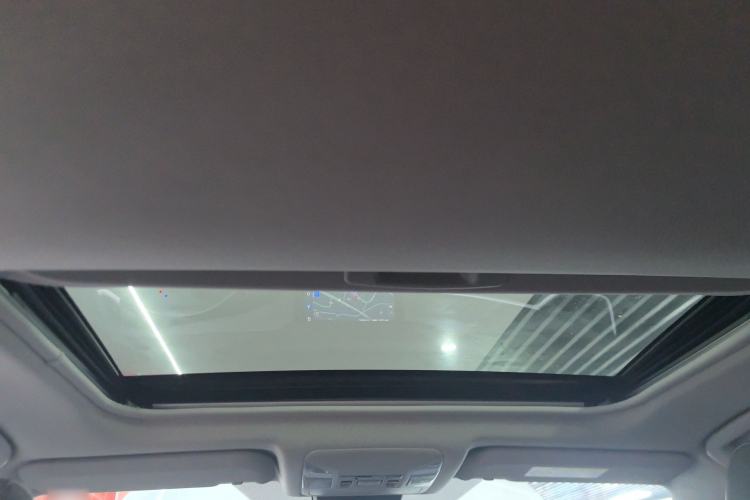Used Toyota RAV4 2022 Dual-Engine 2.5L E-CVT Two-Wheel Drive Elite Edition Headliner