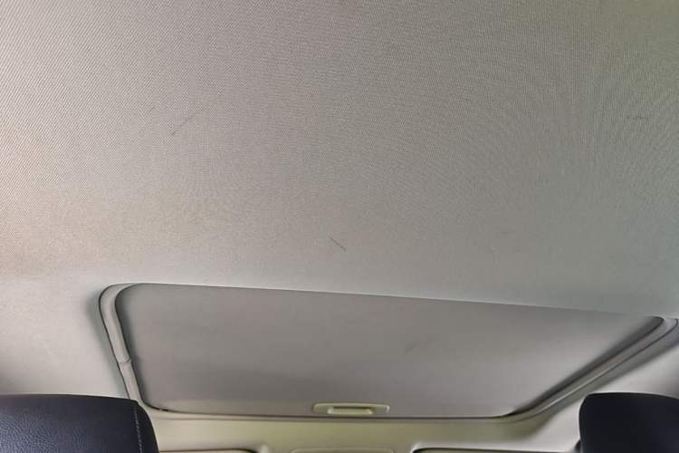 Used Toyota RAV4 2022 Dual-Engine 2.5L E-CVT Two-Wheel Drive Elite Edition Headliner