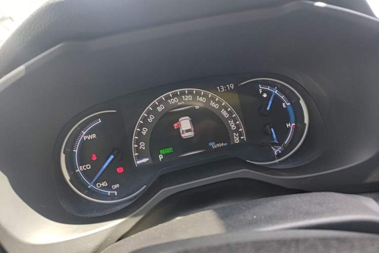 Used Toyota RAV4 2022 Dual-Engine 2.5L E-CVT Two-Wheel Drive Elite Edition Instrument Cluster