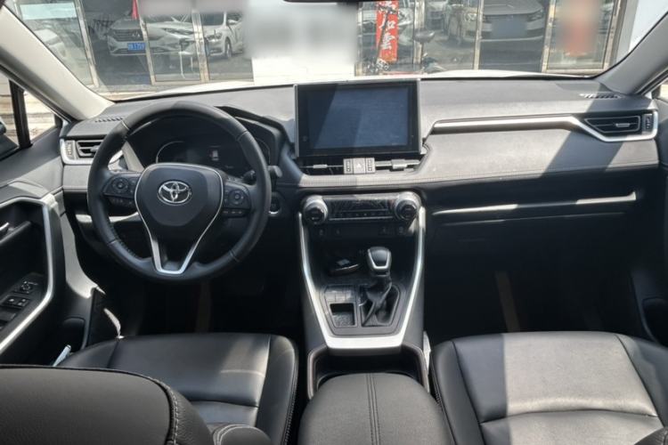 Used Toyota RAV4 2022 2.0L CVT Two-Wheel Drive Fashion Plus Edition Interior 1