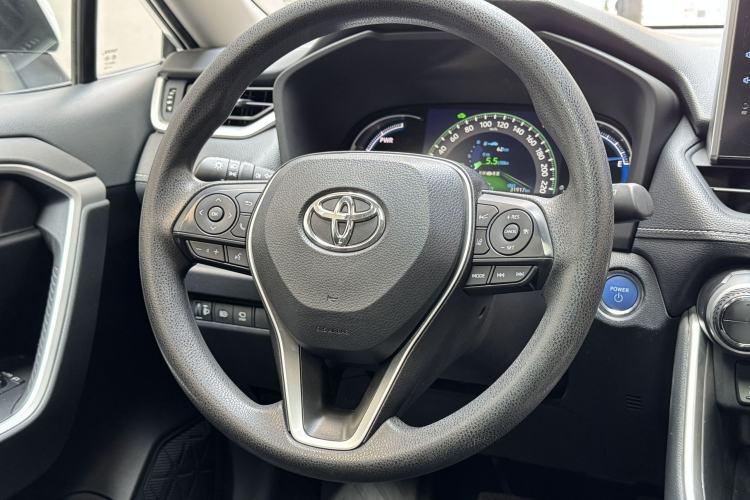 Used Toyota RAV4 2022 Dual-Engine 2.5L E-CVT Two-Wheel Drive Elite Edition Interior 2