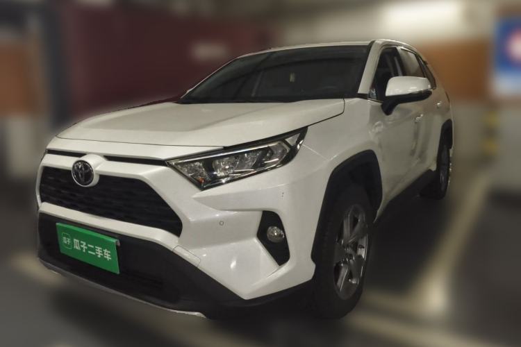 Used Toyota RAV4 2022 2.0L CVT Two-Wheel Drive Fashion Plus Edition Guazi used car, China used car export, Used car for sale, Used  cars, Cheapest cars for sale