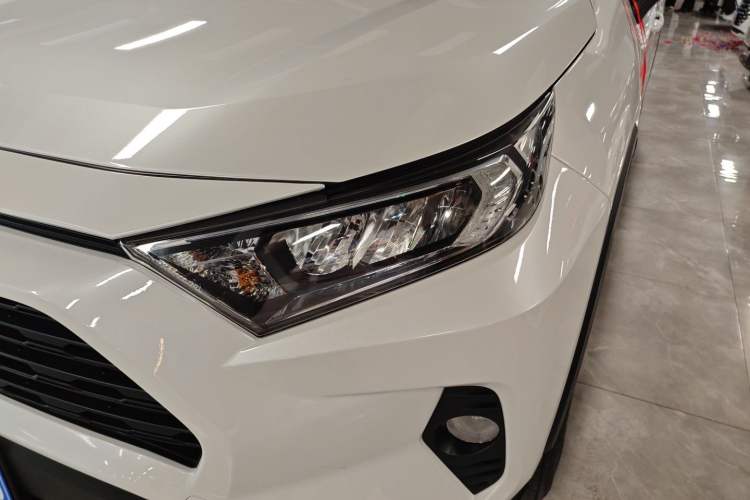 Used Toyota RAV4 2022 2.0L CVT Two-Wheel Drive Fashion Edition Left Front Headlight