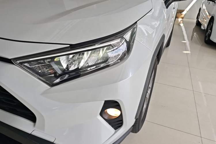 Used Toyota RAV4 2022 2.0L CVT Two-Wheel Drive Fashion Edition Left Front Headlight