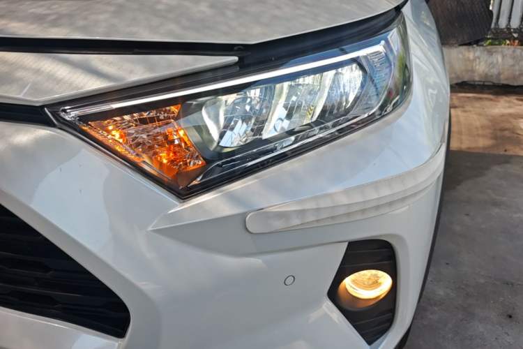 Used Toyota RAV4 2022 2.0L CVT Two-Wheel Drive Fashion Edition Left Front Headlight