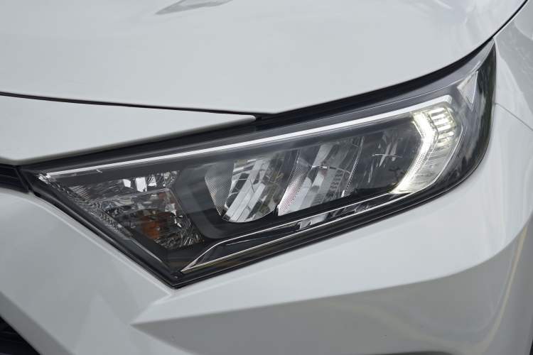 Used Toyota RAV4 2022 2.0L CVT Two-Wheel Drive Fashion Edition Left Front Headlight