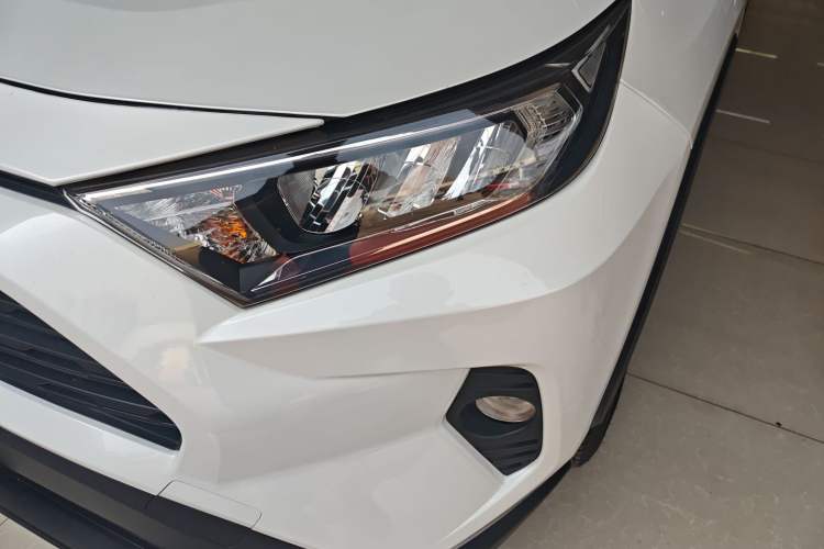 Used Toyota RAV4 2022 2.0L CVT Two-Wheel Drive Urban Edition Left Front Headlight