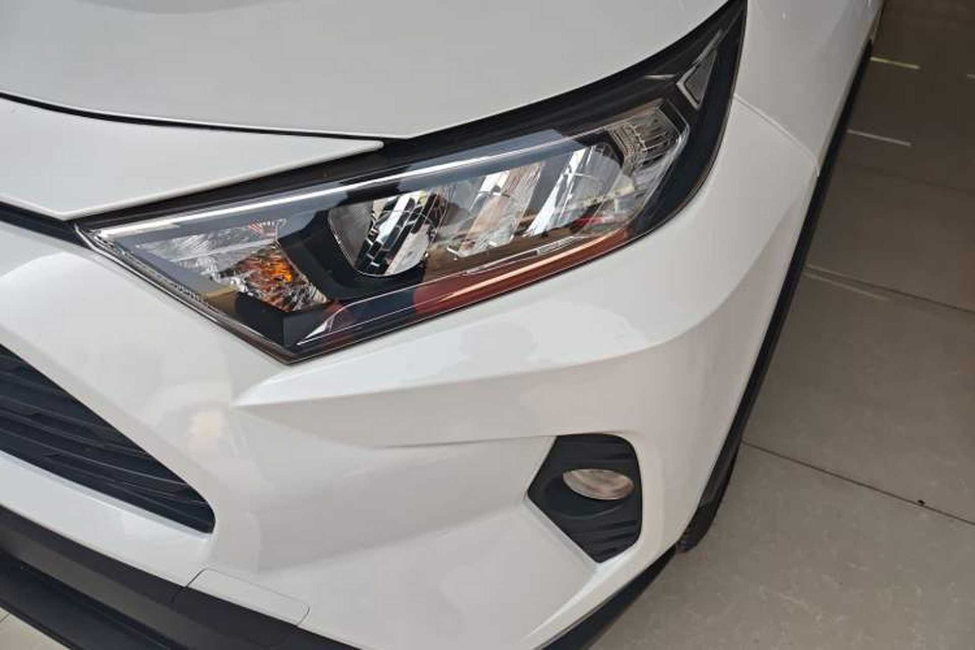 Used Toyota RAV4 2022 2.0L CVT Two-Wheel Drive Urban Edition Left Front Headlight
