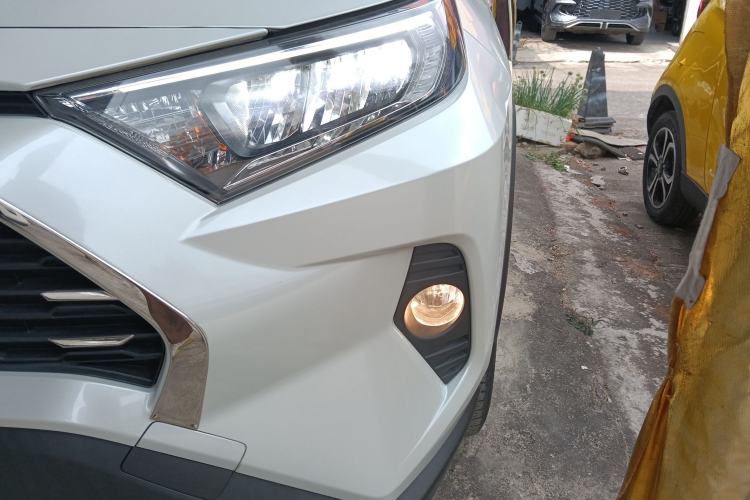 Used Toyota RAV4 2022 2.0L CVT Two-Wheel Drive Fashion Edition Left Front Headlight