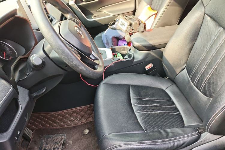 Used Toyota RAV4 2022 2.0L CVT Two-Wheel Drive Urban Edition Left Front Seat