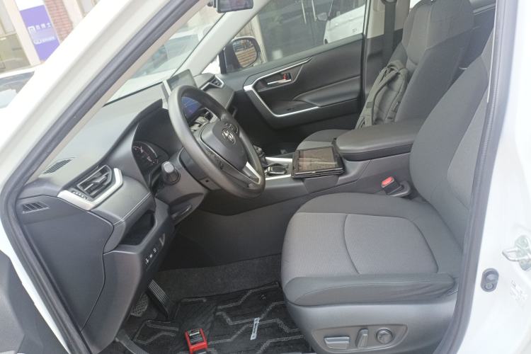 Used Toyota RAV4 2022 2.0L CVT Two-Wheel Drive Fashion Edition Left Front Seat