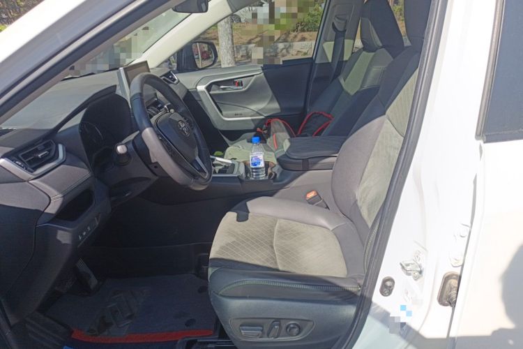 Used Toyota RAV4 2022 2.0L CVT 4x4 Style Plus Edition Left Front Seat