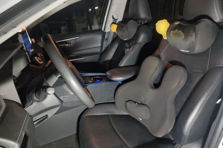 Used Toyota RAV4 2022 Dual-Engine 2.5L E-CVT Two-Wheel Drive Elite Edition Left Front Seat