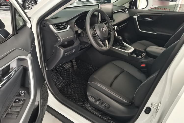 Used Toyota RAV4 2022 2.0L CVT Two-Wheel Drive Fashion Edition Left Front Seat