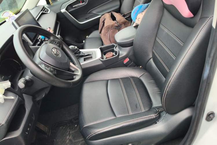 Used Toyota RAV4 2022 2.0L CVT Two-Wheel Drive Fashion Edition Left Front Seat
