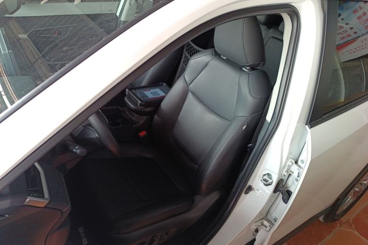 Used Toyota RAV4 2022 2.0L CVT Two-Wheel Drive Fashion Edition Left Front Seat