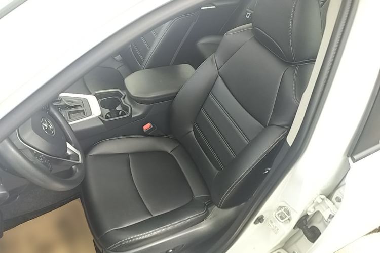 Used Toyota RAV4 2022 2.0L CVT Two-Wheel Drive Fashion Edition Left Front Seat