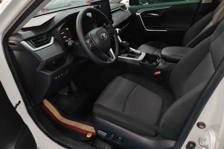 Used Toyota RAV4 2022 2.0L CVT Two-Wheel Drive Fashion Edition Left Front Seat