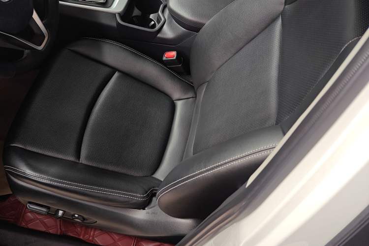 Used Toyota RAV4 2022 2.0L CVT Two-Wheel Drive Fashion Edition Left Front Seat