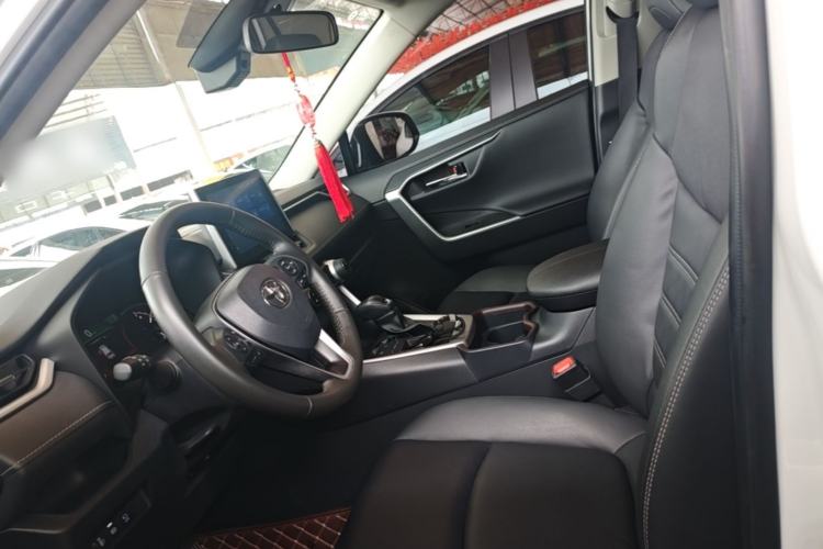Used Toyota RAV4 2022 2.0L CVT Two-Wheel Drive Fashion Plus Edition Left Front Seat